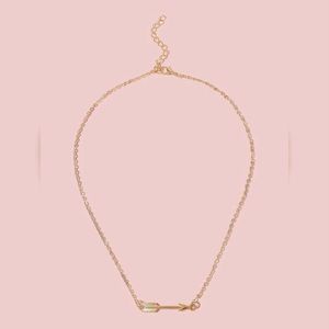 NWOT Gorgeous arrow charm necklace